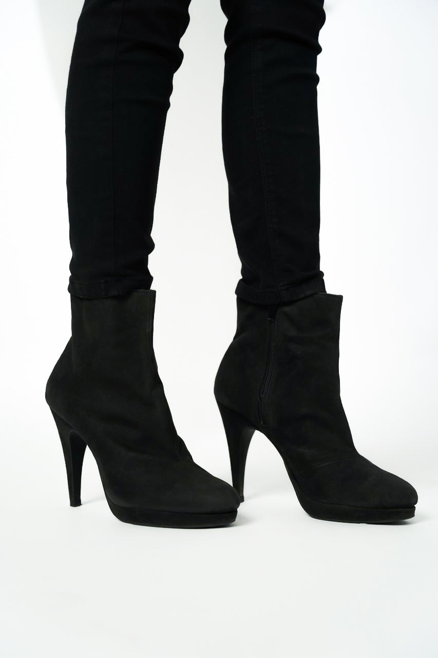 Black Suede Heel Boots