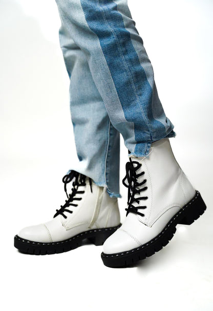 White Rubber Sole Boots With Lace